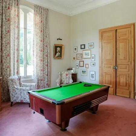 Propriete De Famille De 660M Avec Piscine & Parc *